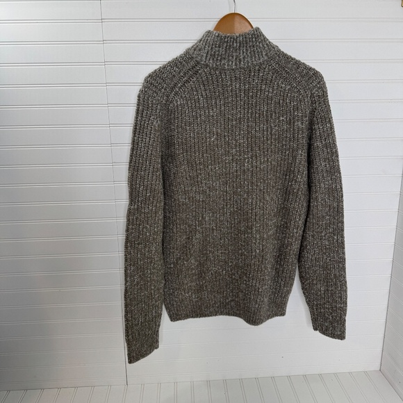 NEW Banana Republic Medium Men's 1/4 Zip Sweater - Picture 4 of 6